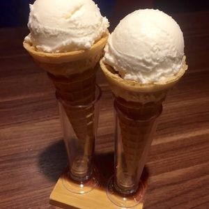 Meet your Posher, Chloe